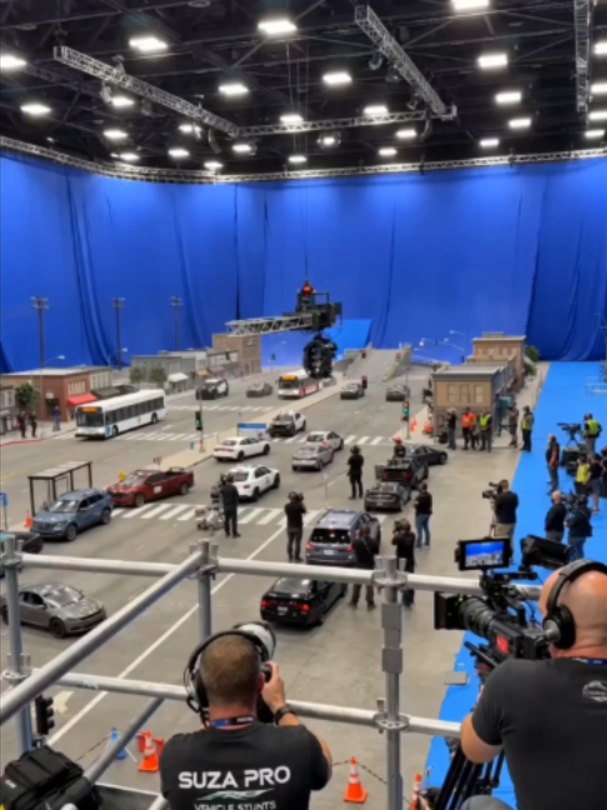#practicaleffects #VFX #Hollywood #behindthescenes #miniatureeffects #FYP