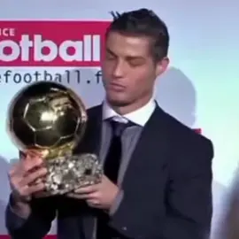 đang ung dung tren troi#football #xuhuong #edit #vai_ral #ronaldo 