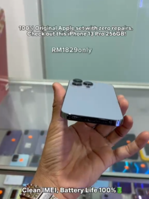 Device Specs & Condition / Spesifikasi: ✅ 100% Original Apple Set (No third-party repairs) ✅ 256GB Storage (Ruang storan besar) ✅ True Tone & Face ID 100% Functional ✅ Smooth 120Hz ProMotion Display & Pro Cameras ✅ Clean IMEI & Factory Unlocked (Bolehterus guna) 📩 PM / DM terus untuk deal cepat! / Drop a message to grab it today! #iPhone13Pro #SecondHandiPhone #iPhoneMalaysia #OriginalApple #GadgetMurah #TechMalaysia #KedaiPhoneMY #iPhoneMurahMY #TikTokShopMY #foryou #fyp #foryoupage #fypシ゚viral #usedphone  #kualalumpur #sabah #malaysia #usediphone #sarawak #penang #pahang #kedah #fastdelivery #murahbangett #sabahtiktok