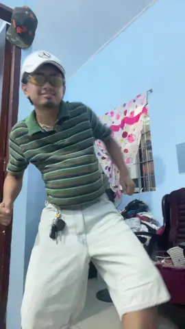 lakas ulan #bugoynakoykoy #budots #tito #funny #maybagyoomaybago 