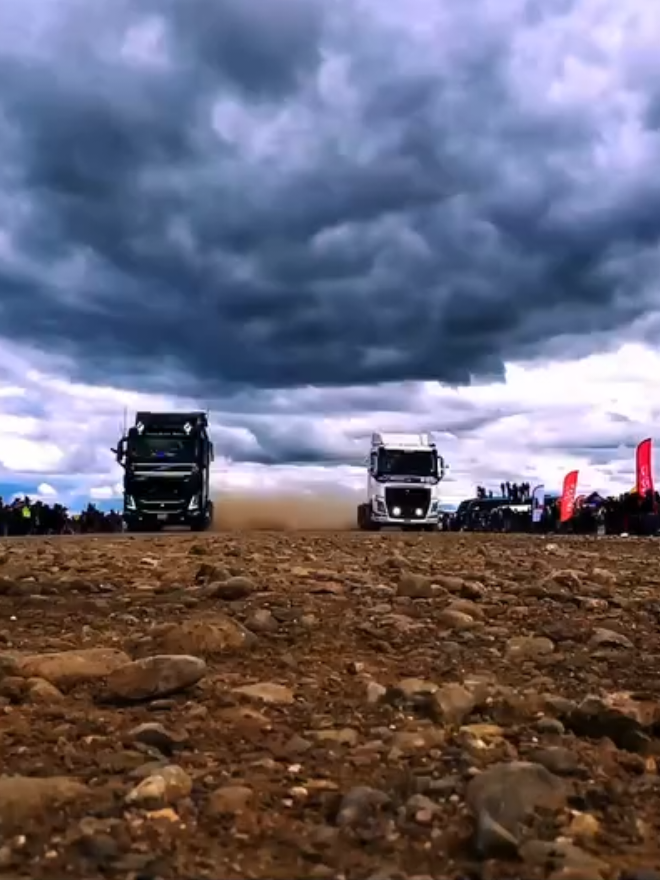 🏁🚛 ¡𝐕𝐈𝐂𝐂𝐎 𝐒𝐄 𝐏𝐑𝐄𝐏𝐀𝐑𝐀 𝐏𝐀𝐑𝐀 𝐕𝐈𝐕𝐈𝐑 𝐄𝐋 𝐑𝐀𝐋𝐋𝐘 𝟐𝟎𝟐𝟔! 🔥 La adrenalina, la velocidad y la emoción llegarán al distrito de Vicco este 15 y 16 de agosto, con uno de los eventos automovilísticos más esperados del año. 🏎️💨 📍 Rally Vicco 2026 🗓️ 15 y 16 de agosto de 2026 🚦 ¡Participa y sé parte de esta gran fiesta del deporte motor! 📲 Informes e inscripciones: 942 808 702 🤝 Organiza: Municipalidad Distrital de Vicco 🏛️ Gestión 2023 – 2026 👷 Alcalde: Arq. Miguel Malpartida Mauricio 🚛💥 ¡La velocidad tiene una cita en Vicco... no te lo puedes perder! 🏁🔥 #RallyVicco2026 #Vicco #Pasco #DeporteMotor #Gestión20232026 
