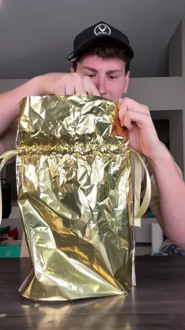 Never wrapping gifts the old way #gift #wrapping #qvc #kringleexpress #holidays 
