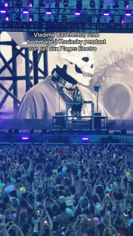 Kavinsky forever 🤍🕊️ 📍 Plages Electro, Cannes  #kavinsky #vladimircauchemar #dj #plageselectro #festival 