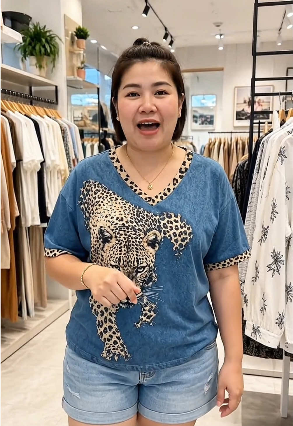 ซื้อมาแล้วใส่คุ้ม! หยิบใส่ได้ทุกวัน! #เสื้อผ้าผู้หญิง #เสื้อทรงหลวม #แฟชั่นผู้หญิง #ootdfashion #เสื้อไปเที่ยว 