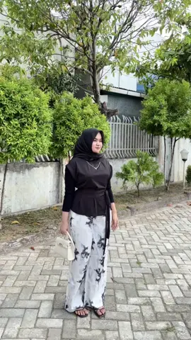 #setelanfadfad 