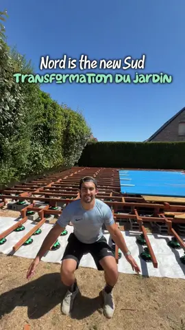 LES VACANCES À LA MAISON 🏝️ On s’est lancé dans le projet ambitieux de transformer totalement les 350m2 d’extérieurs des parents d’Angèle 🌳 Dans un premier temps c’est montage d’une pergola aluminium, changement de la piscine et structure pour la future terrasse de 150m2 🤩 À très vite pour la suite ! 💫 #travaux #renovation #terrasse #DIY #exterieur 