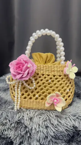 #ของขวัญวันแม่ #กระเป๋าdiy  #ดอกไม้ลวดกํามะหยี่ @DIY By Fasai ❤️ 