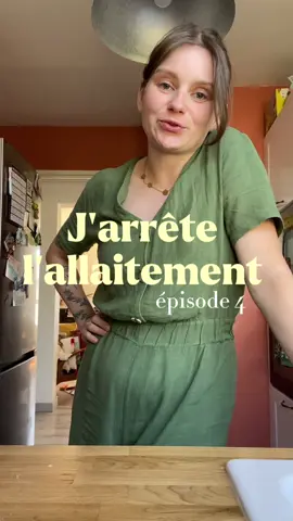 Help, j’ai trop de lait 🥲 Si vous avez des recettes pour utiliser son lait sans le congeler je suis preneuse 🫶🏻 Sinon l’introduction du lait artificiel se fait petit à petit 🤞🏼  #mom #mommylife #allaitement #tireallaitement #allaitementmaternel 