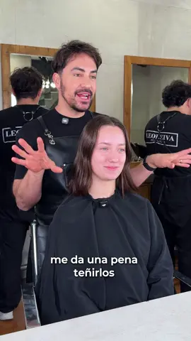 Amores 🩷 ¿Cuántas veces pidieron un color de pelo y no lograron el resultado que soñaban? Miren a esta princesa ✨ Ella quería este color tipo Barby y creo que realmente lo logramos. 🥹🤗 Cuéntenme… ¿Les gustó cómo quedó? Las leo, 🩷 #cambiodelook #antesydespues #pelorubio #leoleiva 