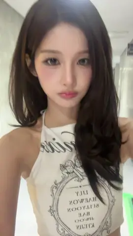 너무예뻐서 원천적인감탄나오는얼굴  어느정도냐면 버블에 나도모르게 우와.. 예쁘다.. 보냇다가회수함🌹💙 #NMIXX #SULLYOON #KPOP #FYP 