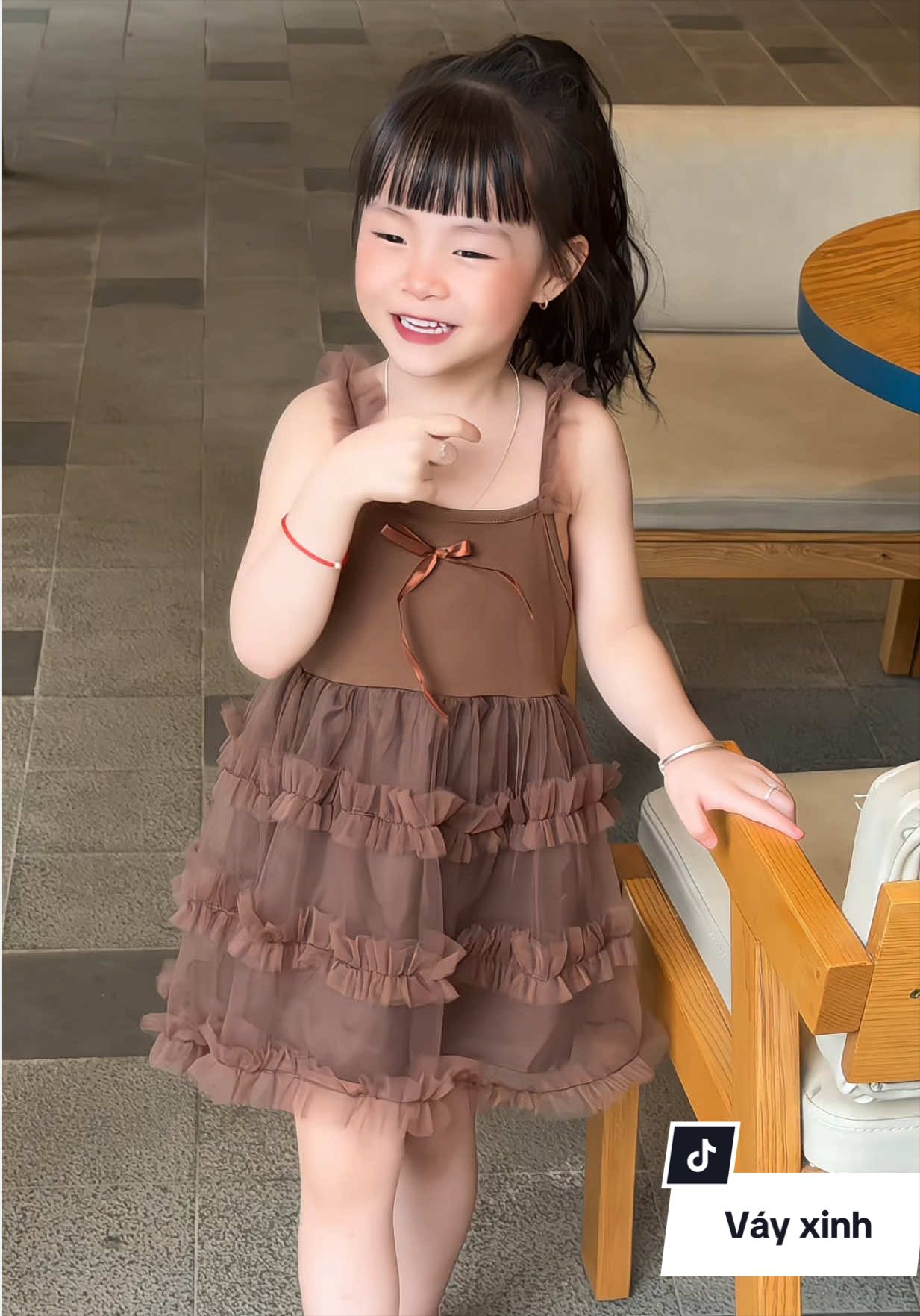 Xinh iuuu công túaaa🥰 #vayxinh #vaychobe #vayxinhchobe #vaybegai #xuhuong 