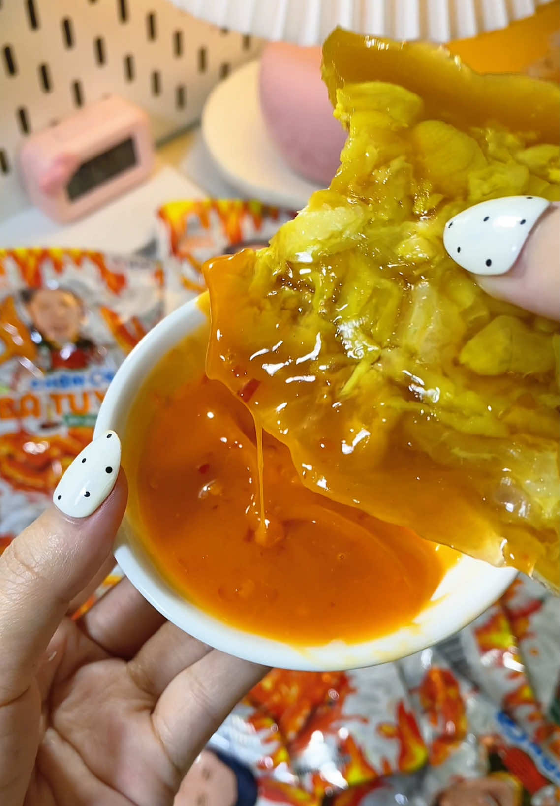 - Chèn ui cắn ngập răng á😋 #changabatuyet #changakhonglo #anvat #vairalvideo #ancungbatuyet 