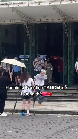 Nhìn Hanbin hớn hở chưa kìa, quê hương vẫn là nhất❤️🇻🇳, staff chăm Bib kỹ nha❤️ #hanbin_tempest #hanbin_nofear #hanbiniland #hanbin_debut_solo #hanbin_yuehua 