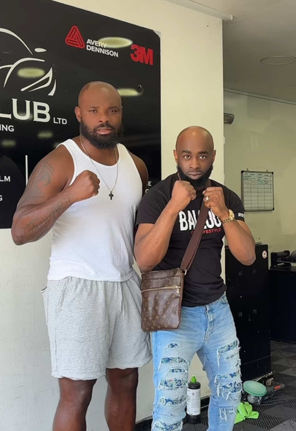 I found him hes on steroids ffs @Darren_MMA😷 #fyp #viral #Fitness #monday @TINTCLUB 