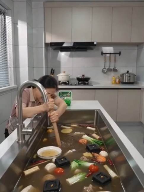 【30 ชิ้น】เม็ดกำจัดกลิ่นสำหรับใช้ในบ้าน สำหรับท่อระบายน้ำ ห้องน้ำ โถสุขภัณฑ์ และห้องครัว ป้องกันกลิ่นไม่พึงประสงค์ ไล่แมลง รักษาความหอม ทำความสะอาด และช่วยให้ท่อน้ำดีขึ้น