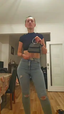 🎊