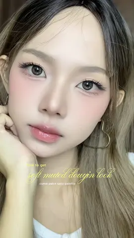 Membalas @Aprlll🌸 cm pake satu palette aja!😍 #facepalette #makeuptutorial #multiusepalette #carslanid #fyp 
