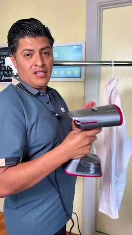 Con la otra me quemé varias veces. 😭  #iron #plancha #steamer #DealsForYouDays #clothing 
