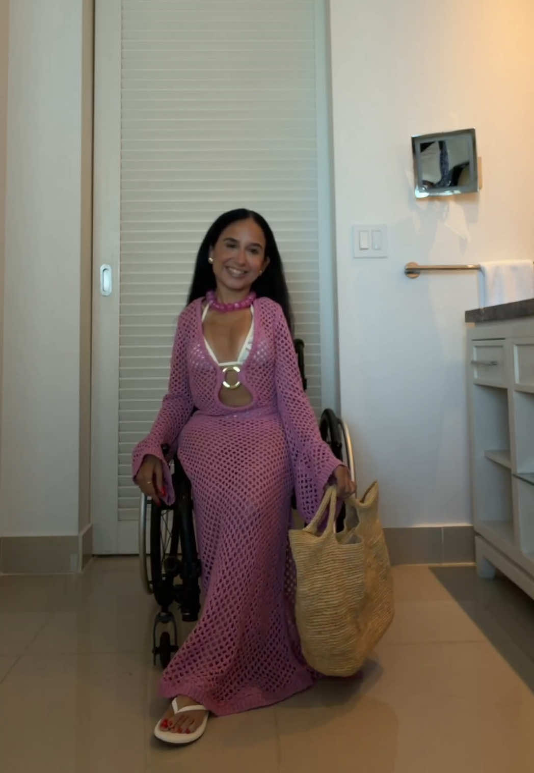 OUTFITS I WORE IN CARTAGENA 🤸🏻‍♀️🤸🏻‍♀️  #osteogenesisimperfecta #disabledfashion #wheelchairfashion #cartagena #outfitideas