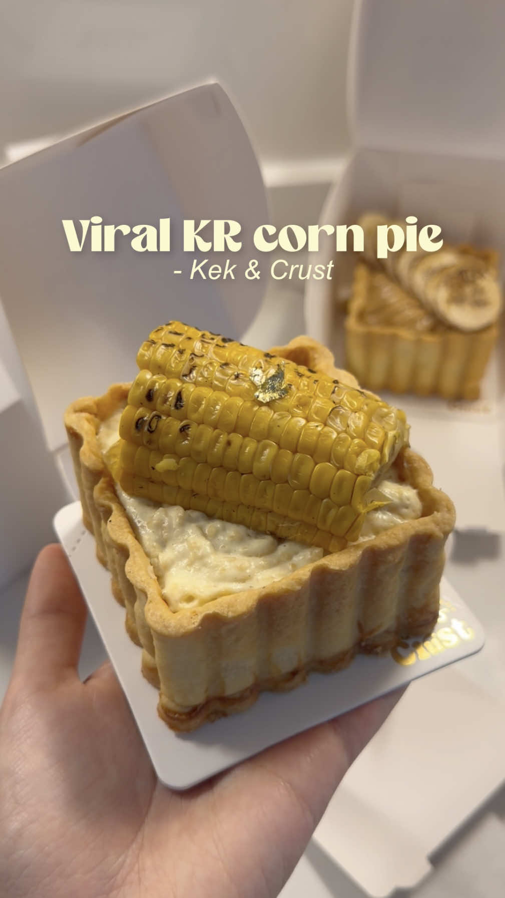 📍 Kek & Crust Location: 1-3 Tiara Mutiara Service Apartment, Jalan Puchong, Off Jalan Klang Lama, 58200 Kuala Lumpur Opening times: Daily, 8:00 AM – 4:30 PM FOOD: Corn Crème Pie – Creamy sweet corn filling with smoky grilled corn and a buttery flaky crust. Banana Biscoff Pie – Caramelised banana, creamy Biscoff and a crisp, flaky crust. Tiramisu Pie – Light mascarpone cream, cocoa and espresso layered into a buttery crust. Salted Egg Yam Paste Pie – Silky yam paste with earthy sweetness and savoury salted egg richness. If I had to pick just one, the Salted Egg Yam Paste Pie is an easy repeat. #klfoodie #klfood #malaysiafood #kualalumpurfood #foodiekl