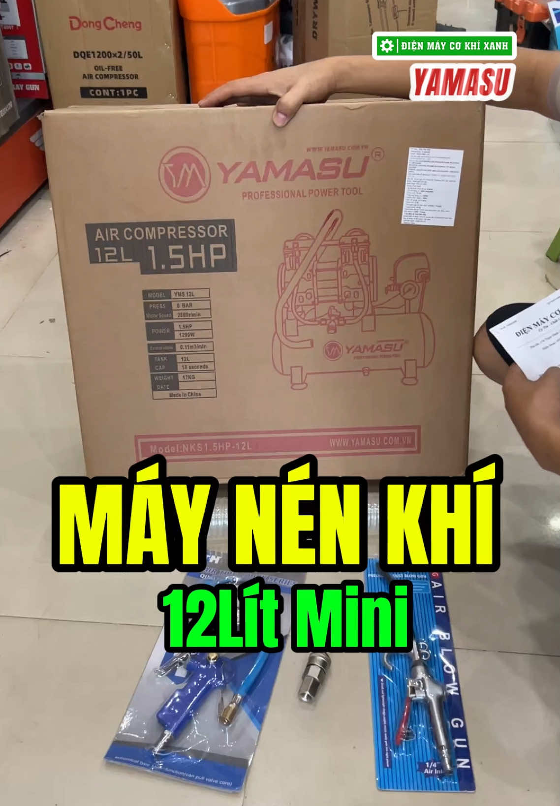 Máy nén khí mini 12 lít Yamasu 1.5HP ~ 1.290W kèm đầy đủ phụ kiện cho gia đình sử dụng như xì khô, bơm lốp, dây hơi, khớp nối nhanh. #maynenkhimini #maynenkhikhongdau #maynenkhi12lit #maynenkhiyamasu 