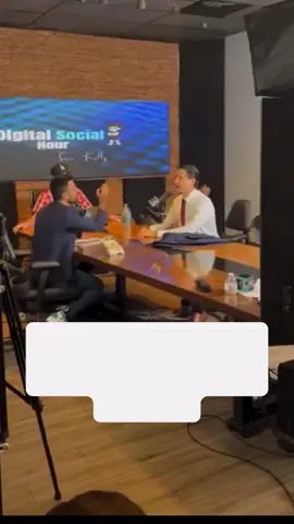 A former #IDF soldier sat on a podcast smiling while talking about ordering strikes on schools and civilian areas in #Ga The #Christian host was visibly horrified. He snapped. And he threw him out. This is the kind of moment that sticks. Israel’s image is becoming toxic worldwide, and clips like this are a big reason why. What do you think when you see this? جلس جندي سابق في جيش الدفاع الإسرائيلي مبتسمًا في بودكاست وهو يتحدث عن إصدار أوامر بشن غارات على مدارس ومناطق مدنية في غزة. بدا على المذيع المسيحي الرعب الشديد، فانفجر غضبًا وطرده. هذا النوع من اللحظات يبقى عالقًا في الأذهان.  تتدهور صورة إسرائيل عالميًا، ومقاطع كهذه تُعدّ سببًا رئيسيًا لذلك. ما رأيك عندما ترى هذا؟
