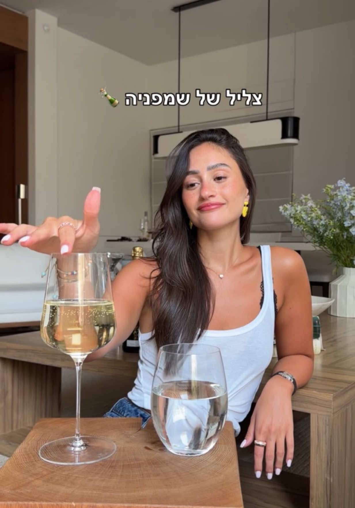 22 האלבום החדש שלי בחוץ עכשיו♥️ לכו לשמוע דחוף