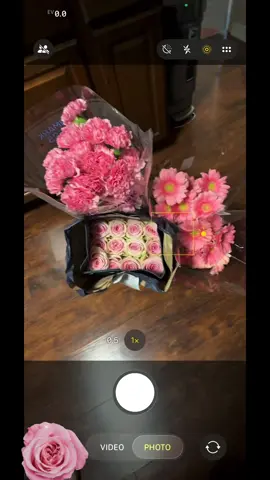 So pink & pretty 🩰 #trend #fyp #viral #pink #flowers 