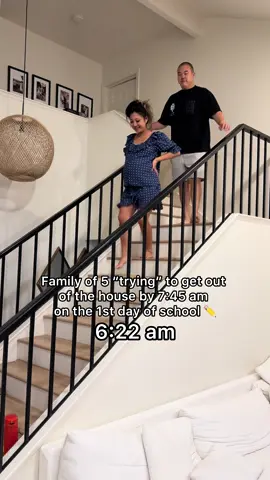We officially now have 3 kiddos to wake up, feed, dress, & out the door ready for school every day! Kitchen responsibilities were a tad easier for us yesterday, since 1st day of school was minimum day so no lunches to be packed… but still ended up being 2 mins late because of all the 1st day of school festivities and adding an extra person to get ready & out the door! We left earlier than usual to try to beat the crazy parking traffic but who were we kidding? It was SO insane regardless😂 TODAY felt wild too, giving us about a week to figure out our flow in the mornings haha. Also, who knew a girl would want different hair styles for school every dayLOL, girl moms, send me tips😂 honestly, seeing how crazy life’s been this week and it’s only day 2, not sure what’s going to happen when we welcome our newborn soon🥹 just trusting God in every single step, truly believe he won’t bless us with anything we can’t handle 🙏#schoolmornings #ditl #dayinthelife #morningroutine #pregnant @_yourbasicdad 