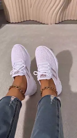 If you want shoes that feel like walking on clouds ☁️👟 You NEED these #whitesneakers #meshshoes #runningshoes #walkingshoes #comfyshoes