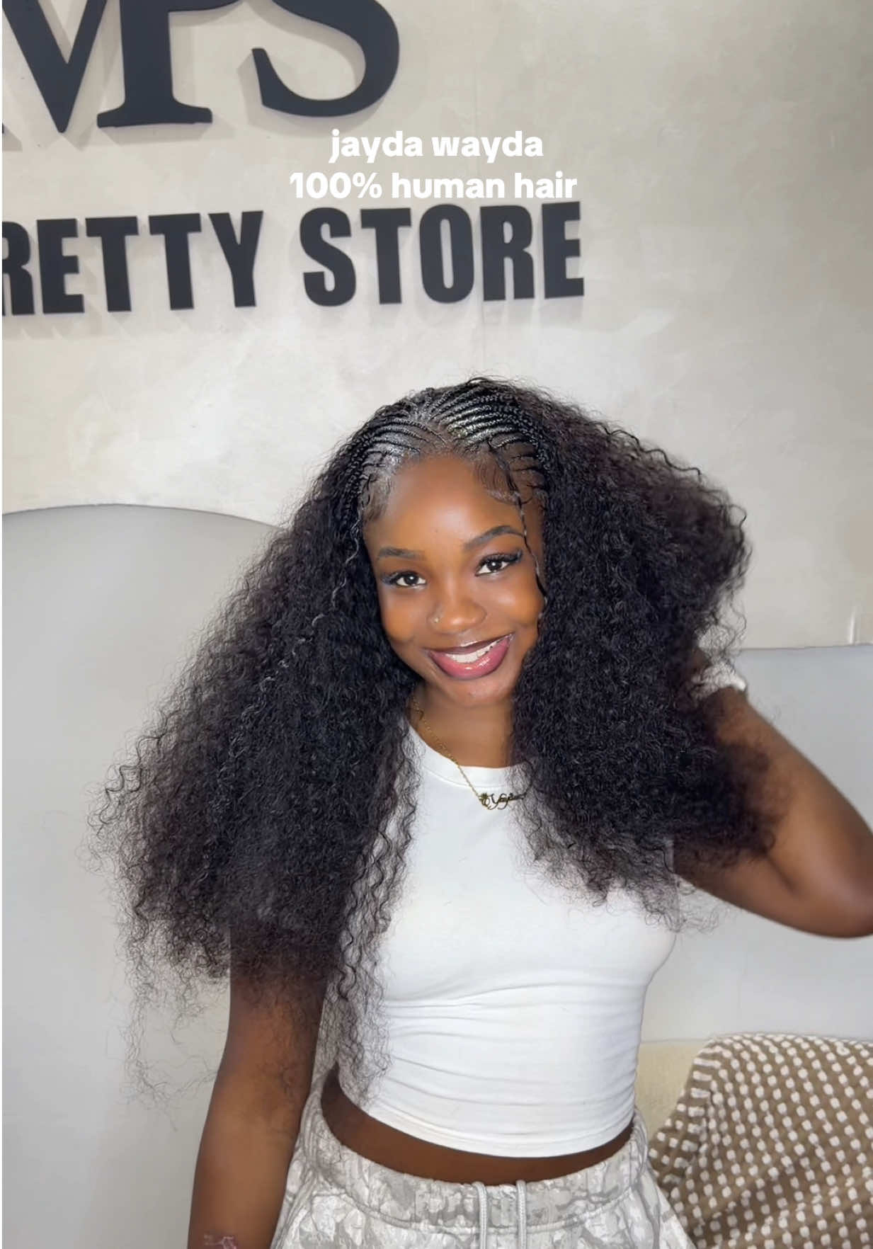 @My Pretty Store 78•600•99•07 pour la coiffure et @Dame hair pour les mèches naturelles 