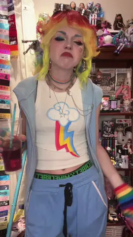 I wanna move to Pasadena so bad #rainbowdash #rainbowdashcosplay #mlp #mlpcosplay #dashie 