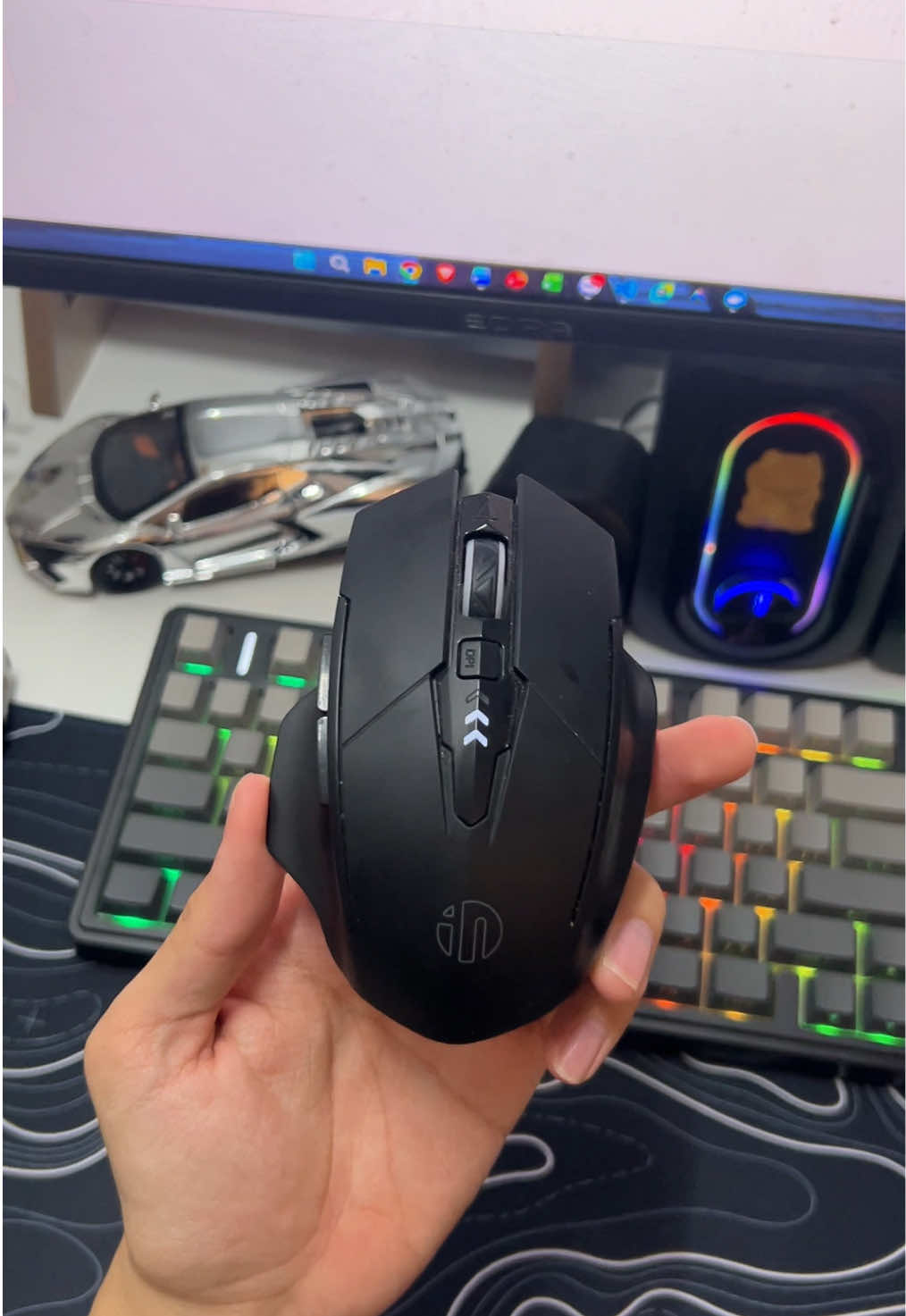 Chuột không dây gaming quốc dân kết nối được đa thiết bị di chuột mượt mà như trong tầm giá quá học sinh sinh viên #chuotkhongday #chuotbluetooth #chuotinphic #chuotgaming 