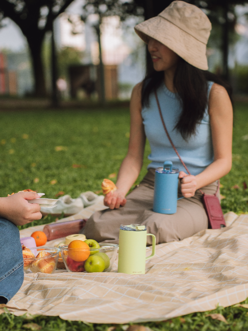 The picnic blanket is out. The snacks are ready. The weather couldn’t be better. All that’s left is your favourite drink. Whether it’s a hot coffee for a slow morning or an iced drink under the afternoon sun, the Crossing Neo Insulated Ceramic Mug lets you enjoy the pure taste of every sip, with a leak-proof design that’s ready to go wherever your picnic takes you. Because the best picnic memories are made one sip at a time. Discover the upgraded Crossing Neo Mug Collection online and in-store. #Crossing #CrossingNeoMug #EverydayCarry #Drinkware #PicnicEssentials