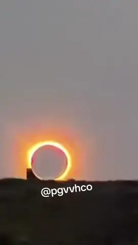 Eclipse solar 12 de agosto. #eclipsesolar #PoolVerde #creativetiktok #fyppppppppppppppppppppppp #Perú 