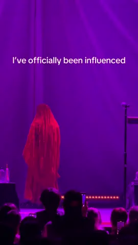 I’ve officially been influenced, and I’m not mad about it at all!  Her voice@faouzia is absolutely AMAZING! The range, the power, the emotion, she can SANG! #faouzia #filmnoir #fyp #atlanta 