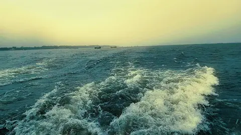 মানুষ যখন গান শুনে তখন নিশ্চয়ই তার প্রিয় মানুষকে অনুভব করে..!!😅❤️‍🩹@🪐E'wr_𝐌𝐄𝐃𝐔√~🧃 #fupシ #foryou❤🦋goryou❤🦋foryou❤🦋foryou❤🦋 #vairal 