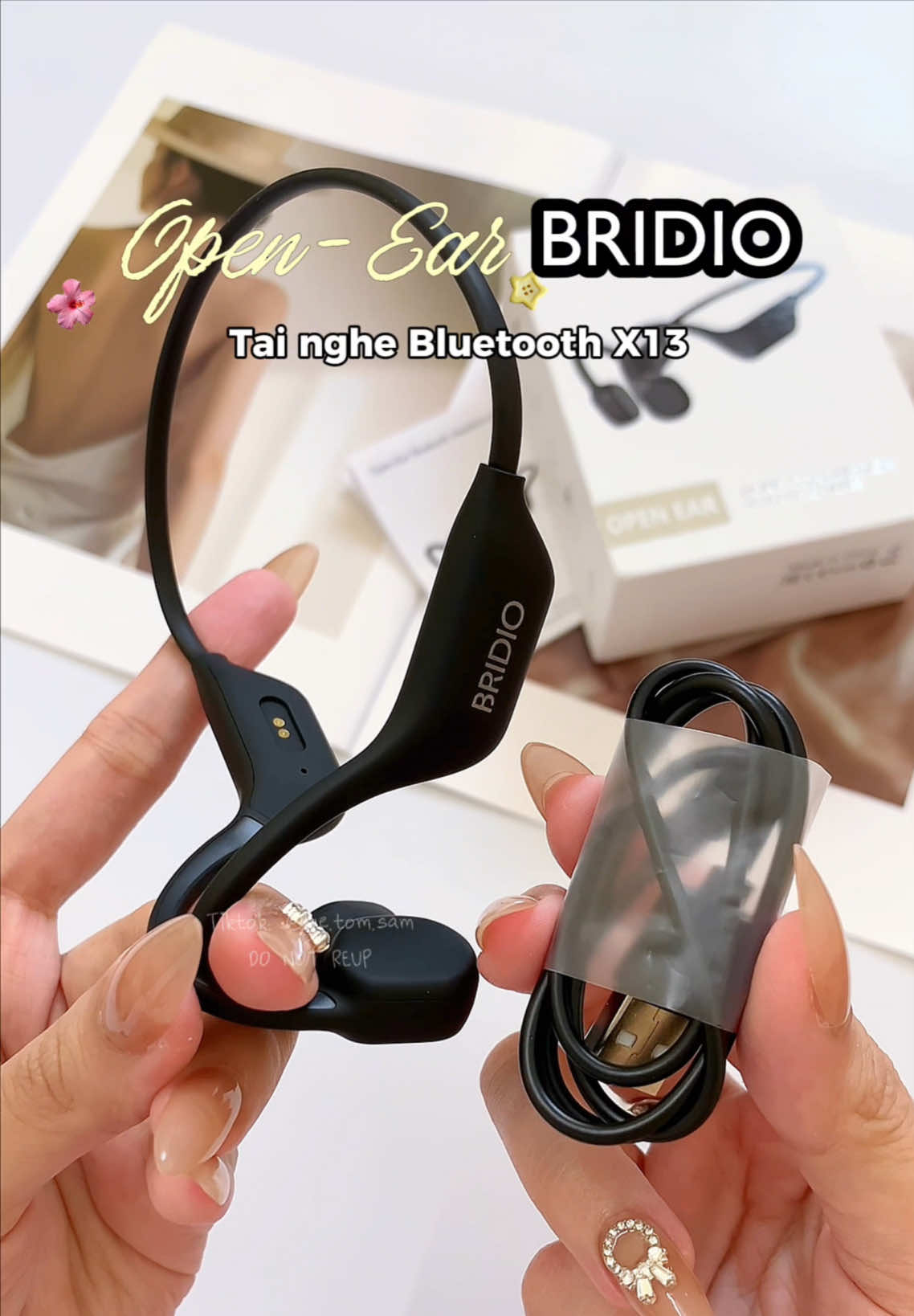 Tai nghe mà “không cần nhét vào tai?” 👀 BRIDIO X13 Open-Ear, nhẹ khoảng 23g, đeo chạy bộ/đạp xe cực tiện 🎧🔥 #tainghe #Bridio #tainghebluetooth #tainghethethao #boneconduction 