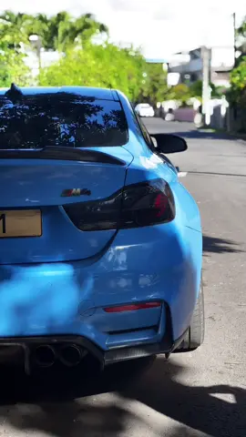 The Bmw M4💙 #mauritius🇲🇺 #fyp #bmw #viral @𝓢𝓸𝓱𝓪𝓲𝓵  @sᴛᴇᴘʜツ 