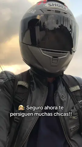 Ay Padre Santo Volvii 😮‍💨😅#humor #bikergirl #biker #videoparati #fypシ゚ 