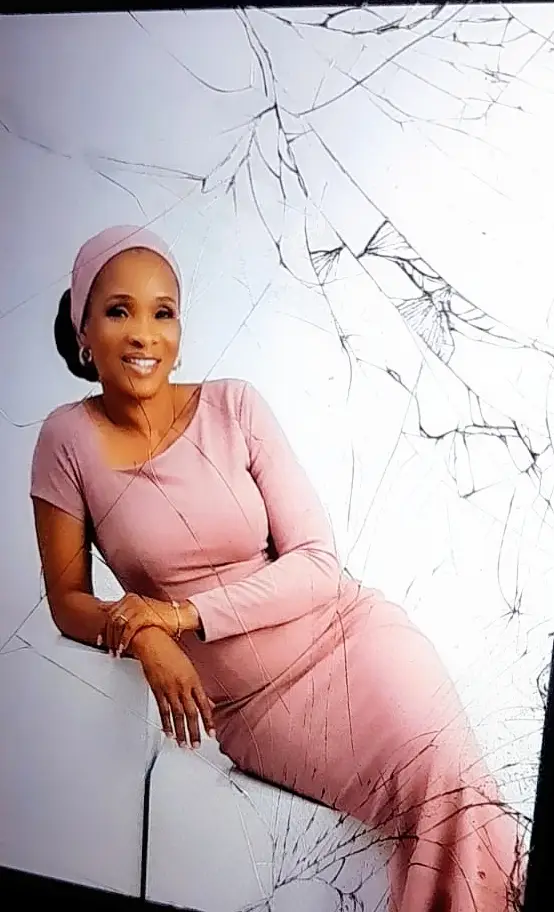 Am God's favorite child, heaven chose this special day Just for me, called me by my name before my first breath and up untill now Lord you have been faithful, what else can I say than thank you Lord 🙏🙏🙏 am so so grateful. Happy Birthday to me 