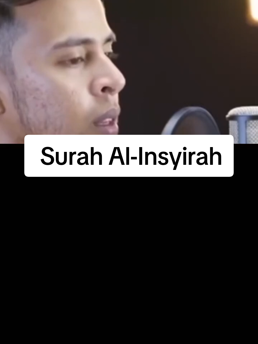Bismillah...  Saat jiwa hampir rebah, Allah seolah² menenangkan hati dengan lembut .. 
