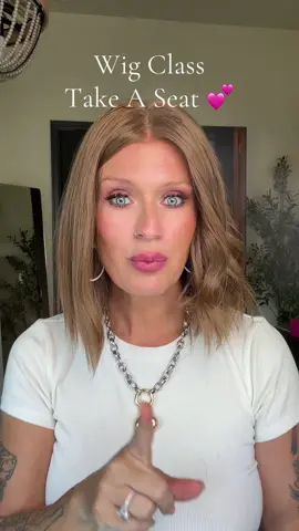 Styling a synthetic wig with @ellabellahair #wigstyles  #wigstylist #wiginfluencer 