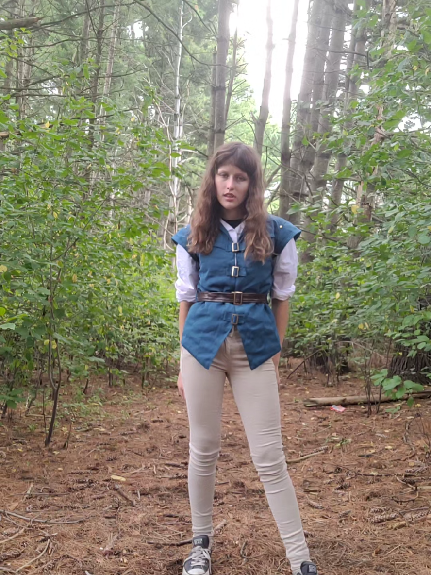 |A bad feeling about you...| #flynnrider #flynnridercosplay #tangled #tangledcosplay #superwolfcosplays 
