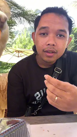 Sibuk aja kalian ya