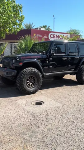 Hey✌️ #fyp #jeepsoftiktok #cali #jeepgirl #jeeplife 