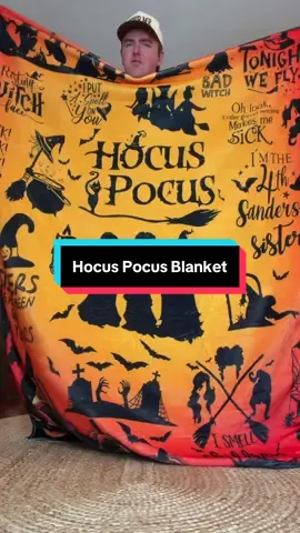 Guys, pick your girl up one of these Hocus Pocus spooky blankets for Halloween and literally thank me later! #hocuspocusblanket #hocuspocus #spookyblanket #halloweenblanket #halloween2026 