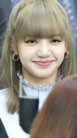 ❤️#lisa #blackpink #fyp 