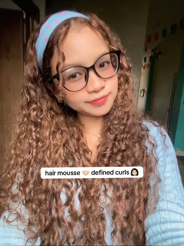 #foryou #4u #curlyhair #hairmousse #curlyhairstyling 