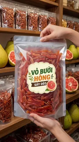 Chân ái của ông bà nào cổ họng hay ho 😷 - đờm lâu tiêu - đặc biệt là hay say tàu xe thì lên có 1 hũ vỏ bưởi sấy dẻo để ngậm thường xuyên giông tui  nha  Vị thanh the của vỏ bưởi giúp cổ họng dễ chịu hơn - tăng cường đề kháng vì có vitamin c trong họ nhà cầm bưởi #anvat #viralvideo #xuhuong #bưởi #anvatmedau🍓 